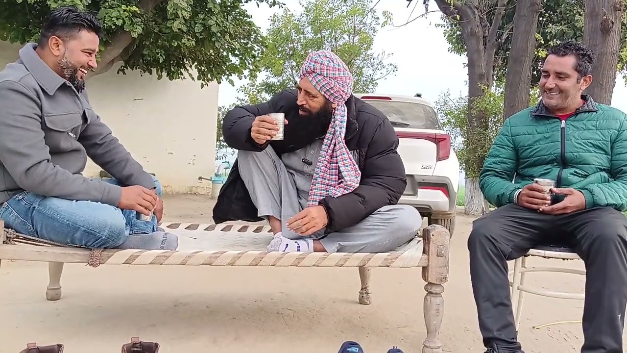 ਬਾਬੇ ਦੇ ਲਾਗੇ ਬੰਦੇ ਨੇ ਮਾਰੇਂ ਵੱਡੇ ਵੱਡੇ ਗੱਪ ਤੁਸੀਂ ਕਦੇ ਨੀਂ ਸੁਣੇ ਹੋਣਗੇ ਹੱਸ ਹੱਸ ਕੇ ਢਿੱਡ ਦੁਖਣ ਲੱਗ ਜੂ 