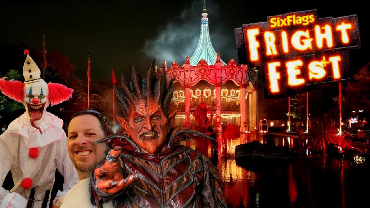 A Very Haunted Six Flags Great America - Fright Fest