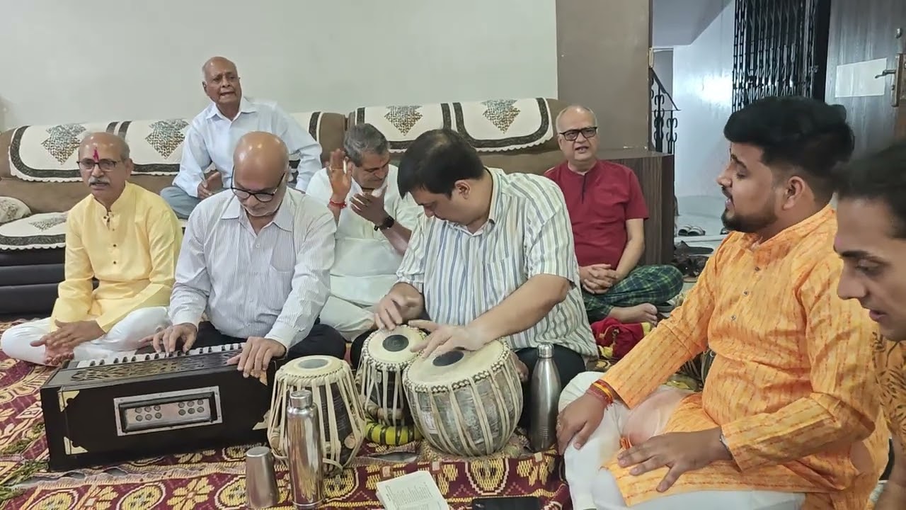 Ekali Khadi re Mira Bai