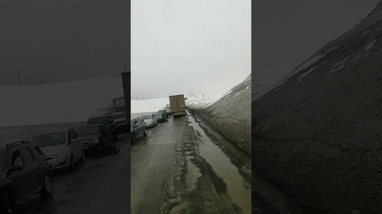 Kazbek dağının zorlu çıkışı ve inişi tir yolculuğu