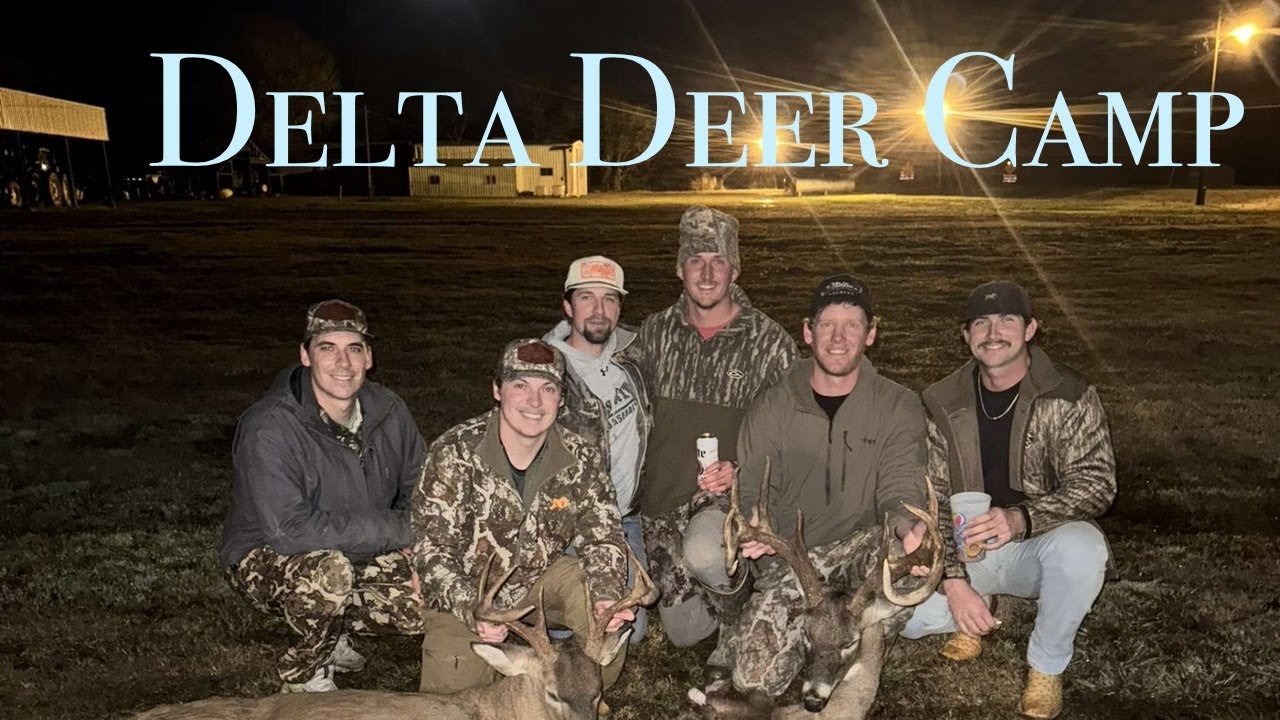 Hunter Deer hunts in the Mississippi Delta - 170