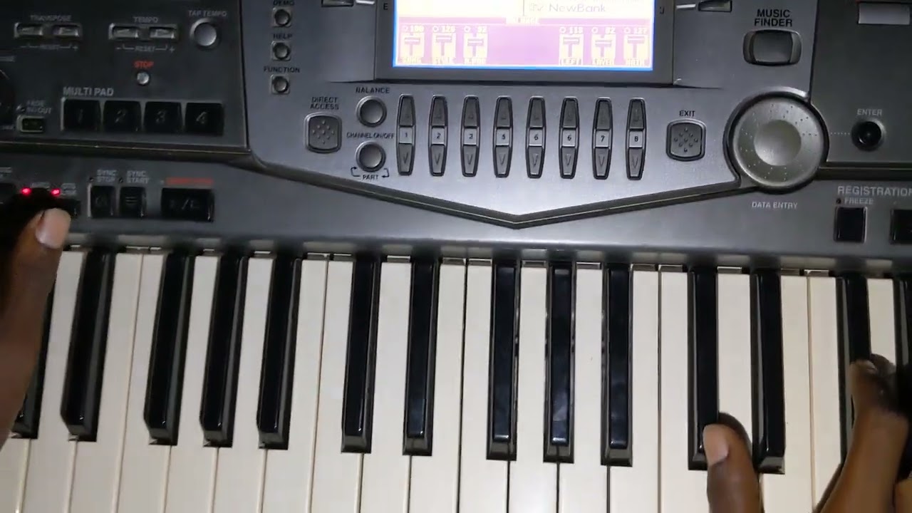 kwiga piano gucuranga Bass mugisirimba
