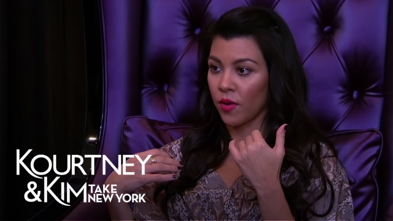 Throat Troubles | Kourtney & Kim Take New York Bonus Scene | E!