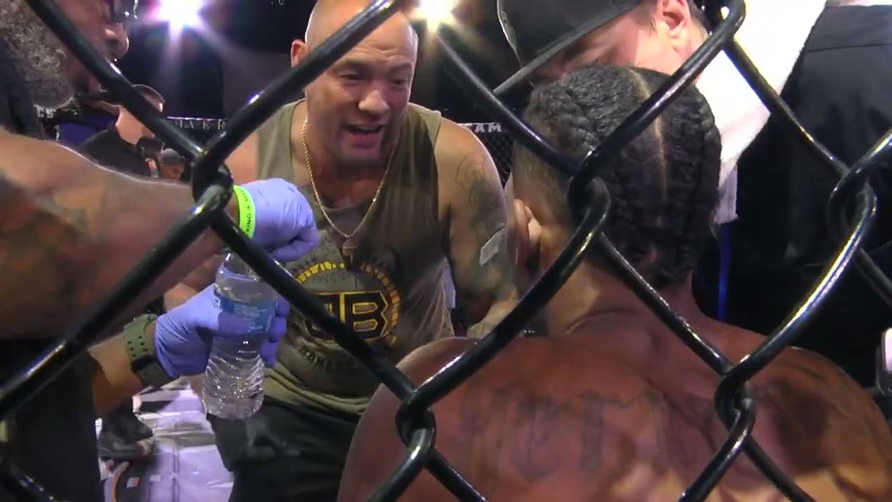 125 lbs | Greg Smith (Bakers MMA) vs Earle (Johnathan) Parra (Bridge City Combat) RUF50 Celebrit...