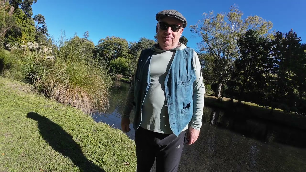 🚲🌿 Утро в Christchurch: велосипед и парки.