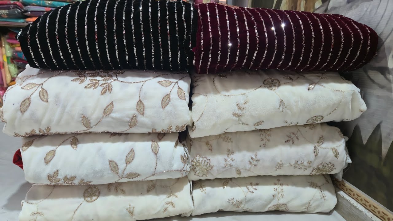 🎉Offer velvet🎄Ek baar fir sa white velvet ke suit or offer ke saath 🎉ORDER NO:89307-87720