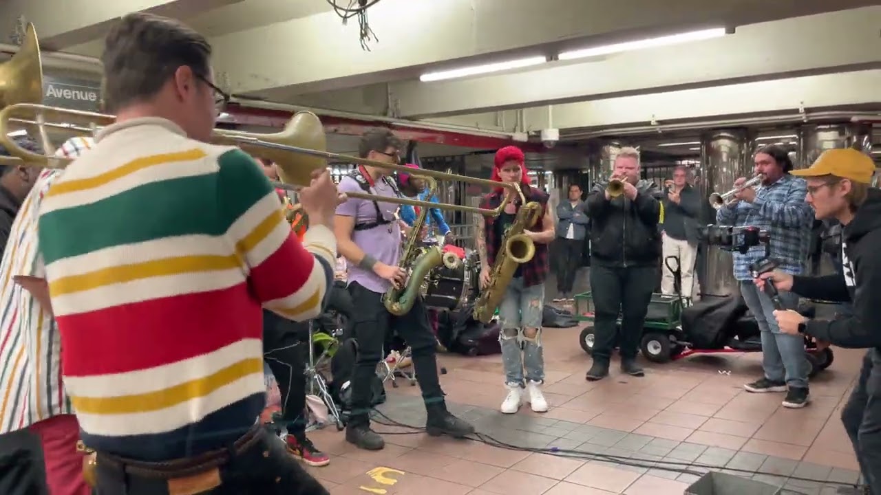 Lucky Moon Zooz — Warriors in NYC (5/3/23)