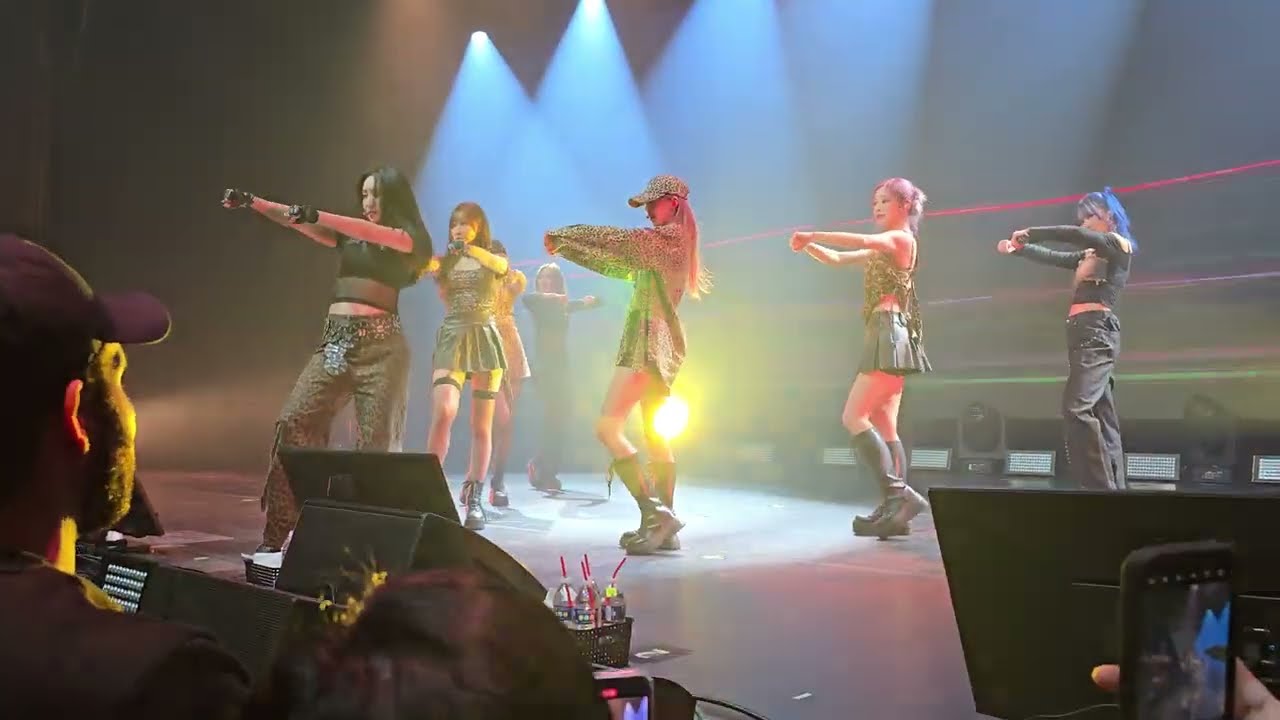 [4k] Dreamcatcher (드림캐쳐) | 2 Rings | Luck Inside 7 Doors Chicago 2024