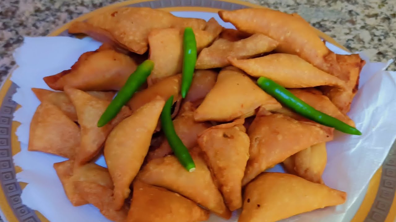 অল্প আটা দিয়ে কিভাবে বেশি সমুচা বানালাম। somosa recipe at home 