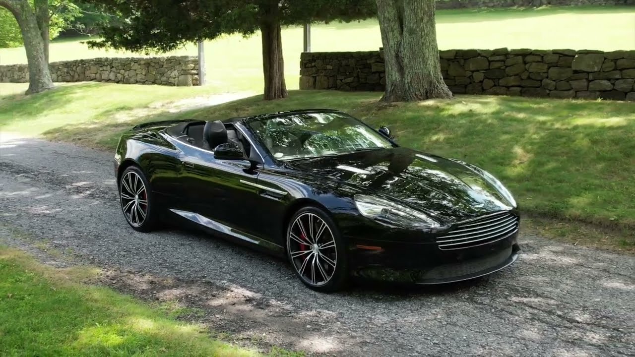 2014 Aston Martin DB9 Volante.
