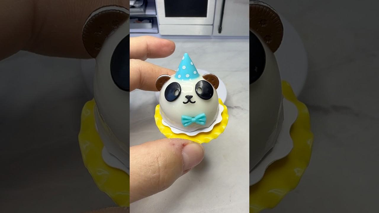 Panda cake 🐼 from the NEW MINIVERSE MADE FROM SCRATCH series @officialminiverse  #miniverse