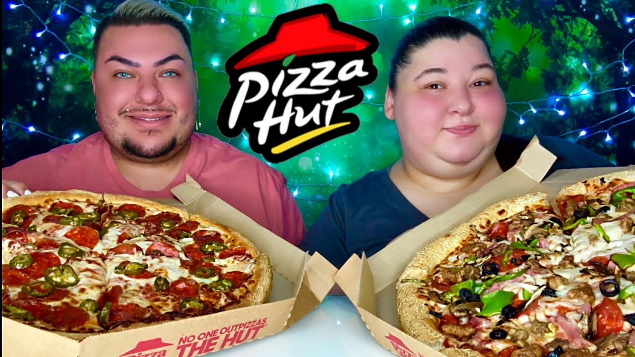 Pizza Hut w/ @LaGordizEats  • Discussing if we’re doing the NEW VIPER ONE CHIP CHALLENGE