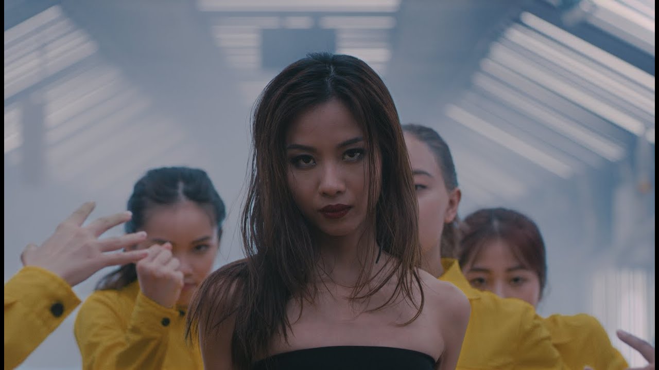 Suboi - C&Ocirc;NG (Official Music Video) (Explicit)