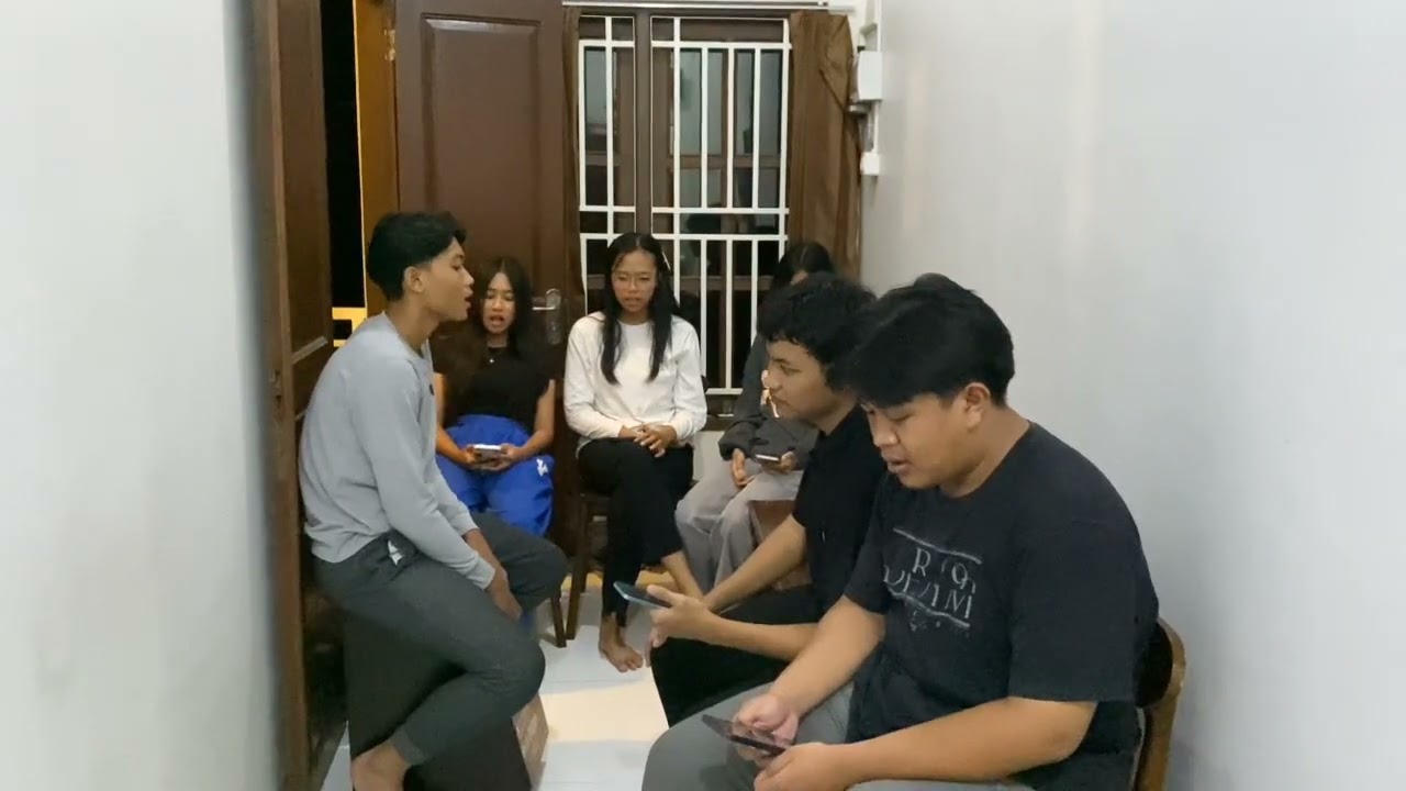 Tugas Musikalisasi Puisi XI-2 (Kelompok 2)
