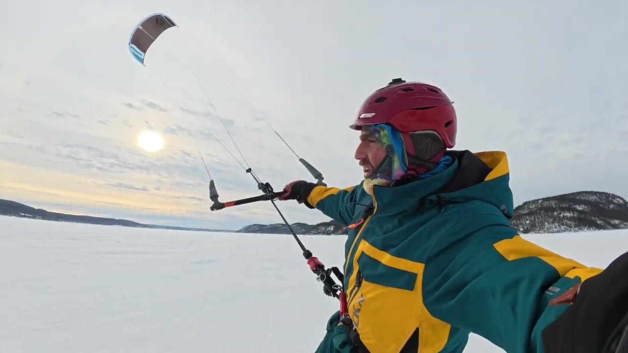 KiteSki jusqu'au Cap Au Leste 16 Fev 2026 Cabrinha 15m Moto XL Apex dans plus de 20 noeuds Est -1Cel