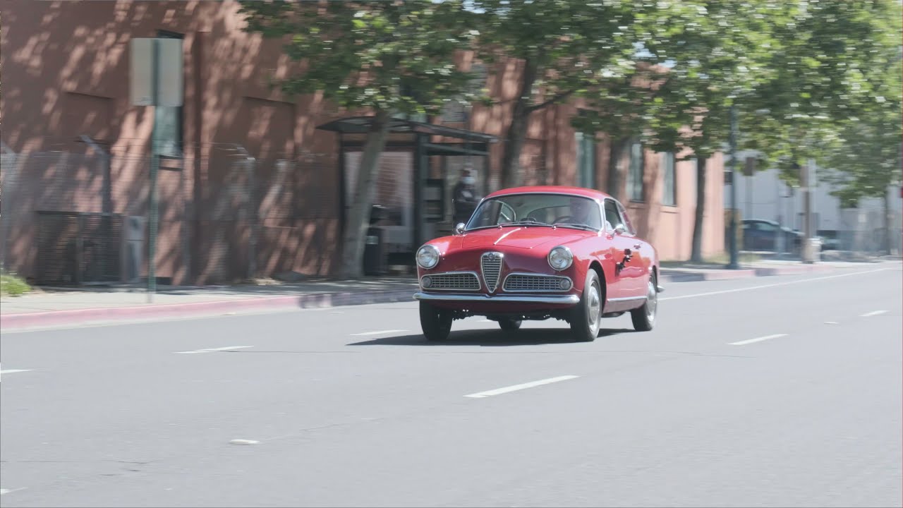 Giulietta Sprint Driving
