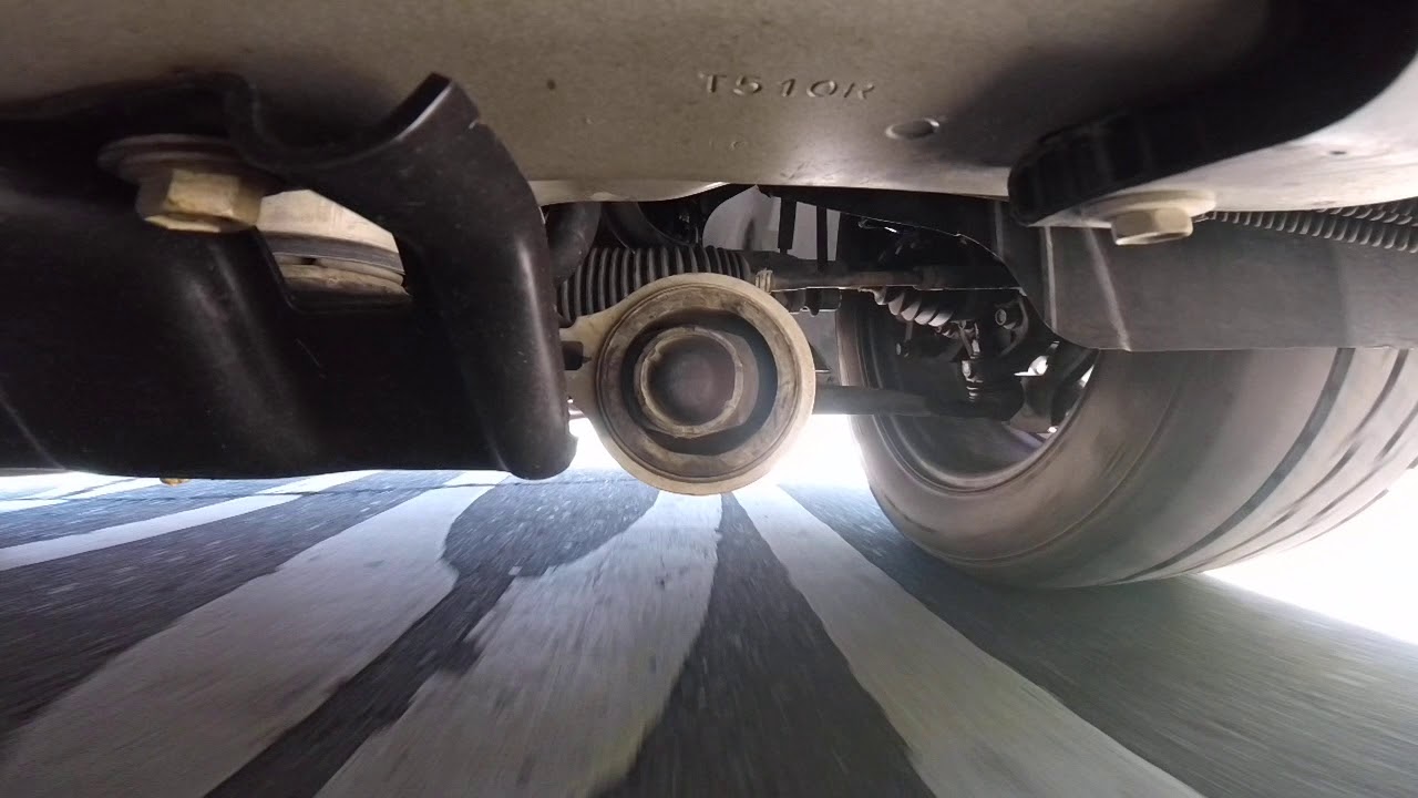 2013 Ford Explorer Lower Control Arm Bushing Flex and Clunk