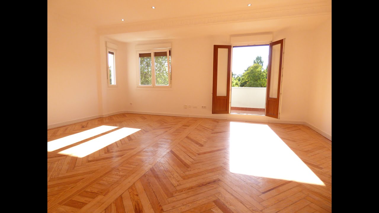 Magnífica Vivienda Frente al Parque del Retiro.  3 Dormitorios 2 baños  Terraza. Exterior. Ascensor