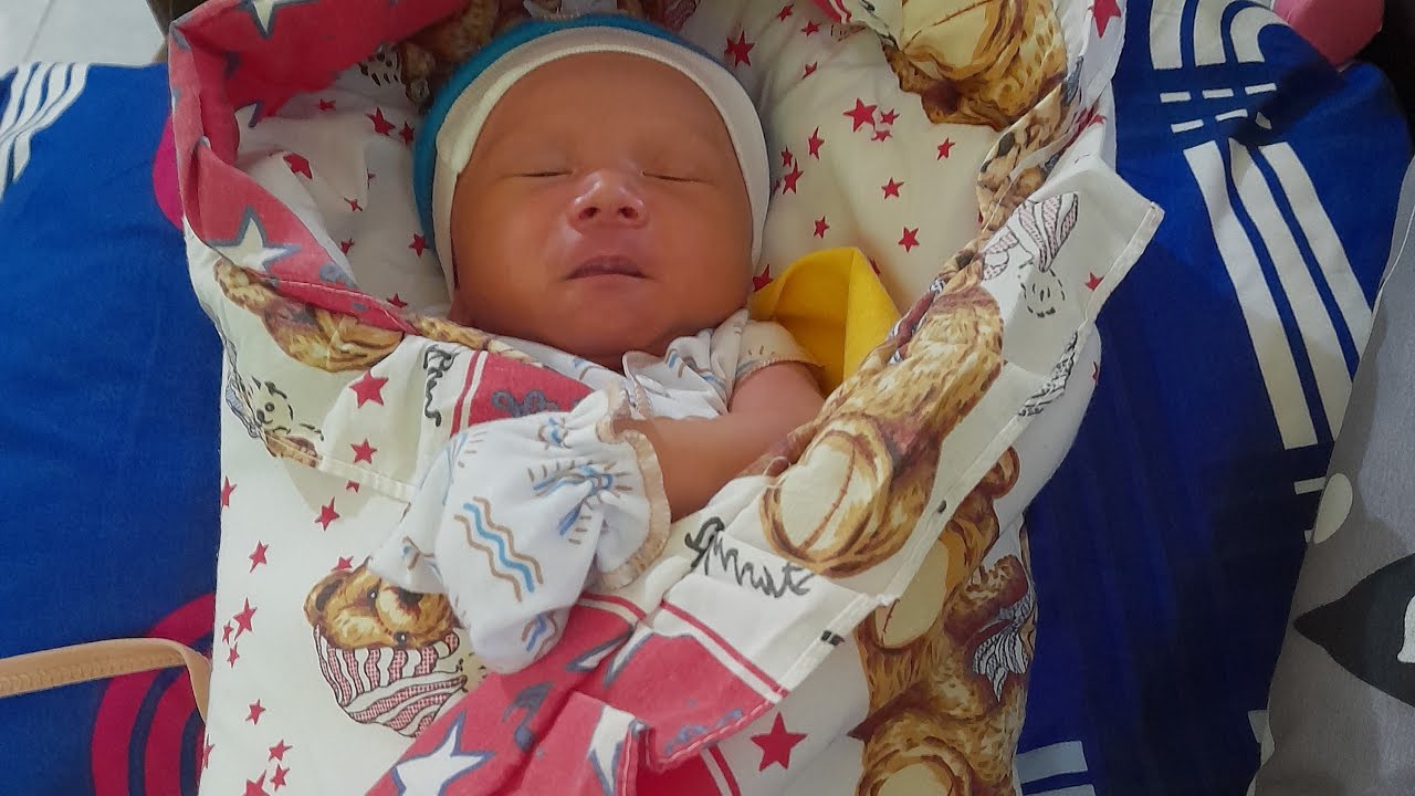ga bisa berisik ada anak kecil👶🙏