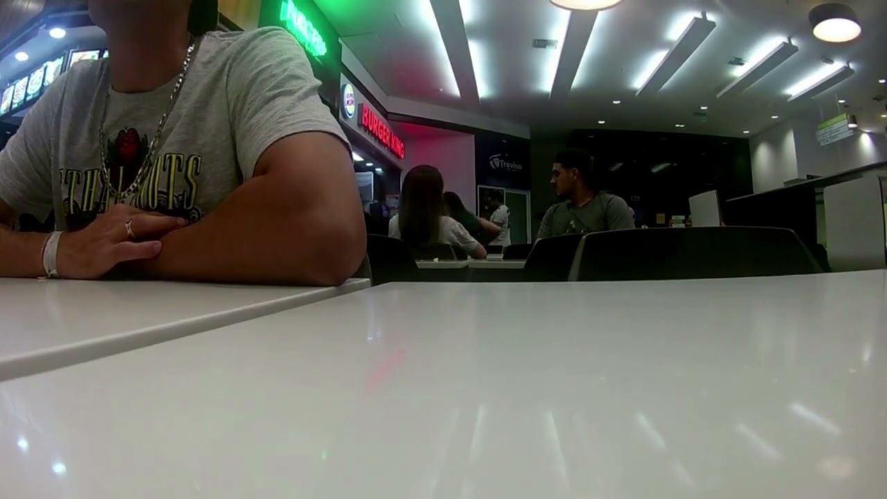 LEVOU UM FORA DA 