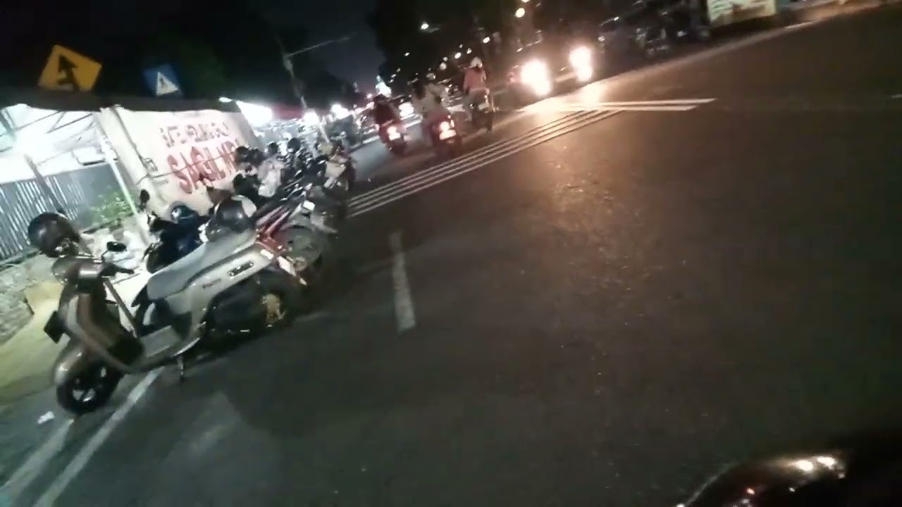 Warung Makan Utara Selokan Mataram 