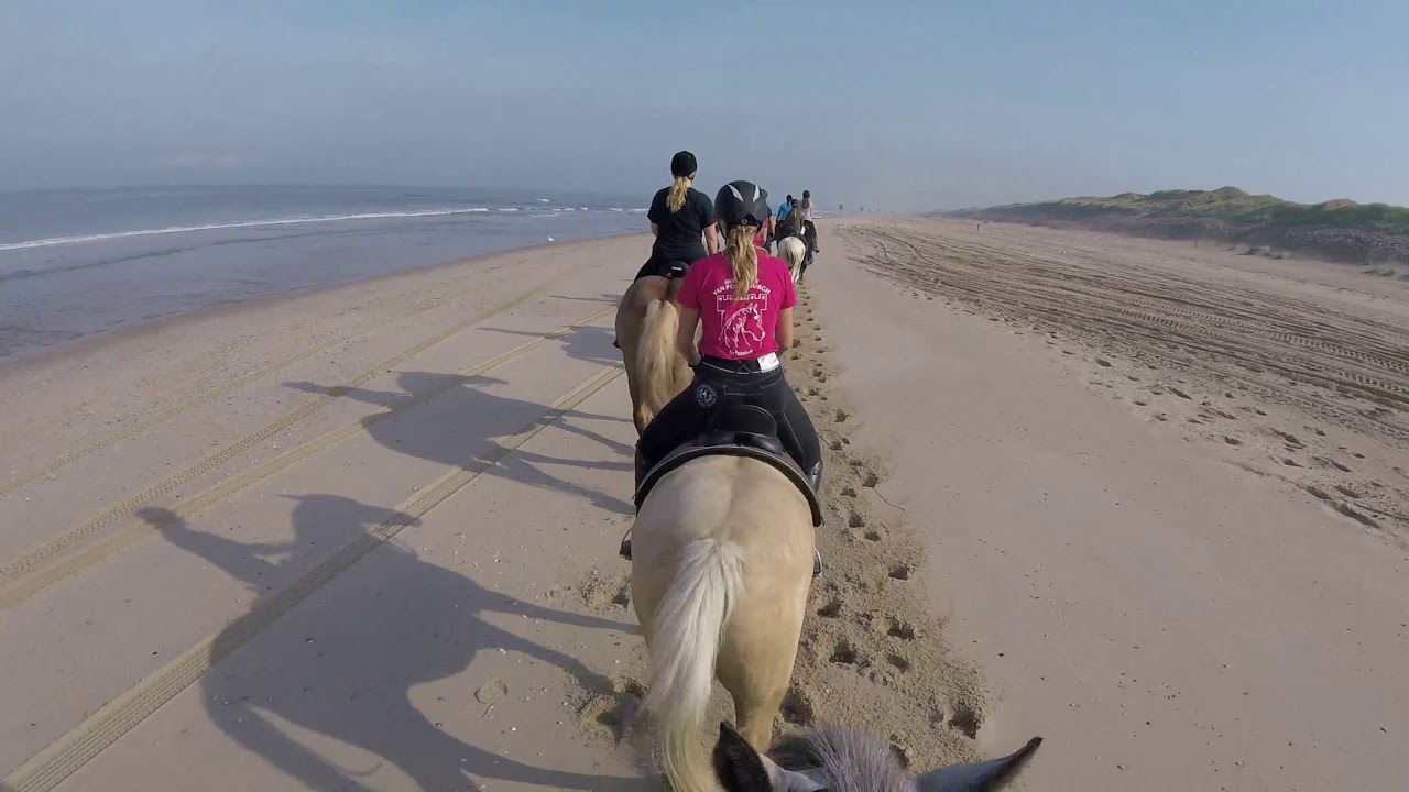 Strandrit instructieweek 2017 duinmanege van Poelenburgh