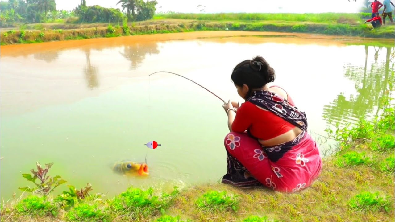 Hook fishing video ✅ The beautiful lady catches fish every day and sells it at the morning market