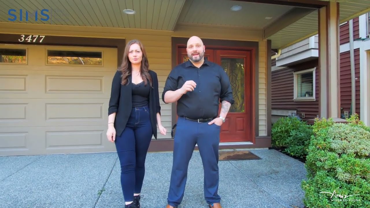 3477 Maveric Road - Immaculate 3 Level Detached Departure Bay Townhome