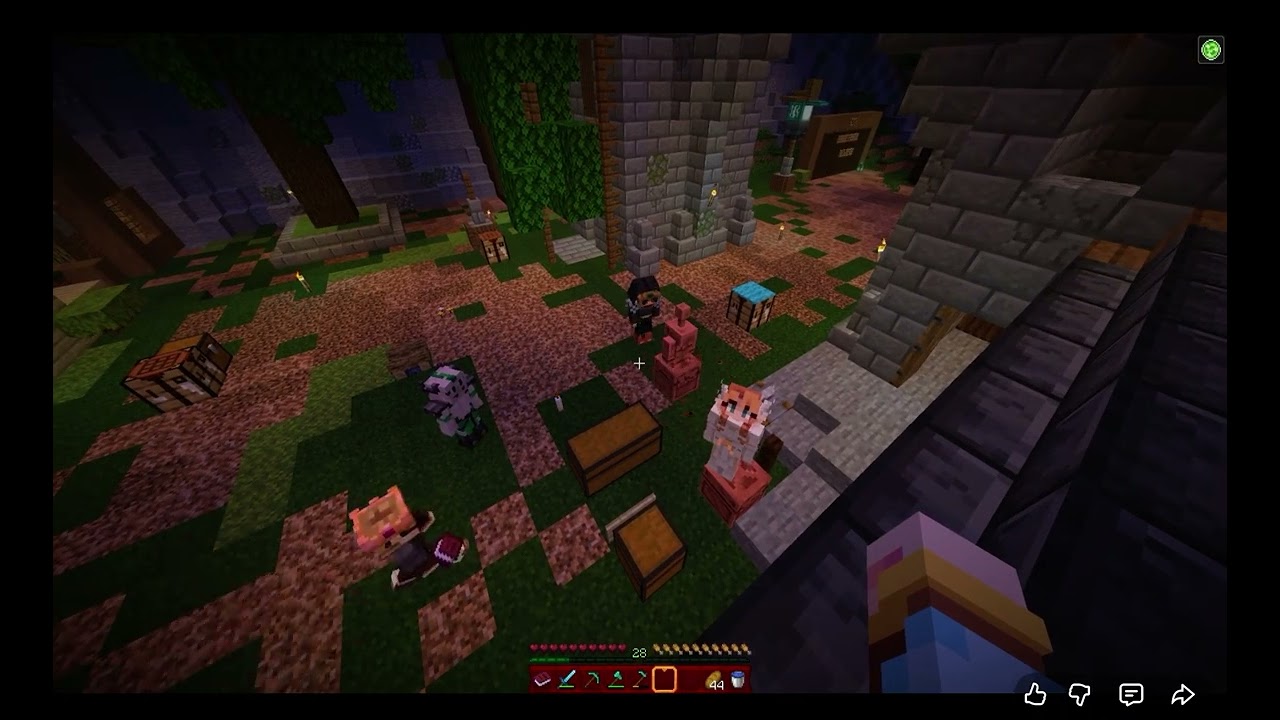 The (red kingdom’s) enchanting table almost gets accidentally stolen | Bannerfall SMP