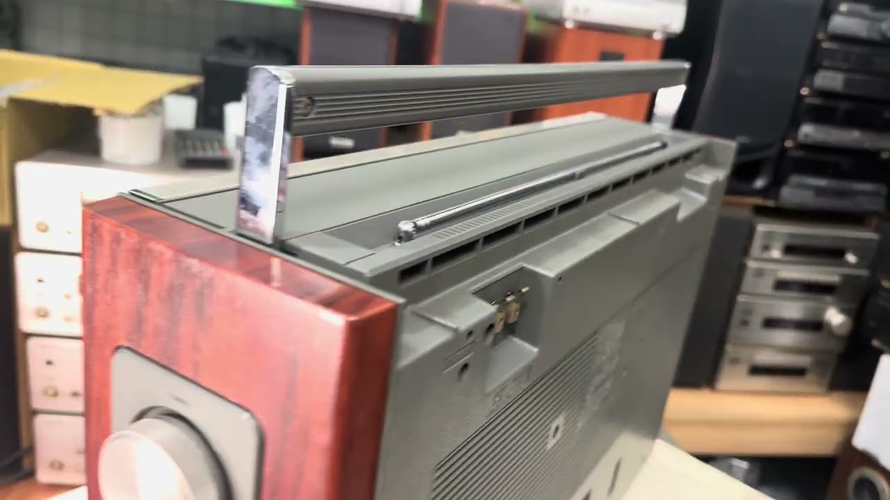 National RX5700 chạy hoàn hảo các chức năng. Ae sưu tầm ib em 0869958939-0925651333