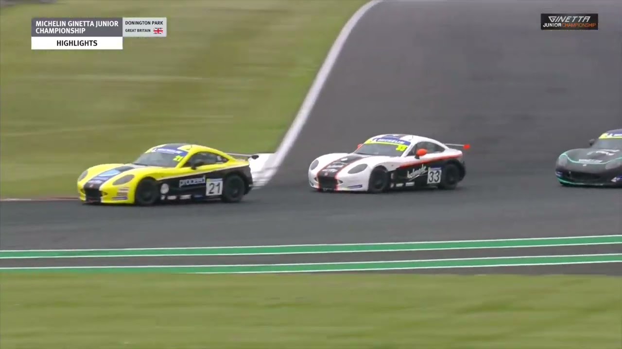 LEO ROBINSON - Ginetta Junior Championship - Donington - Race 3 Highlights