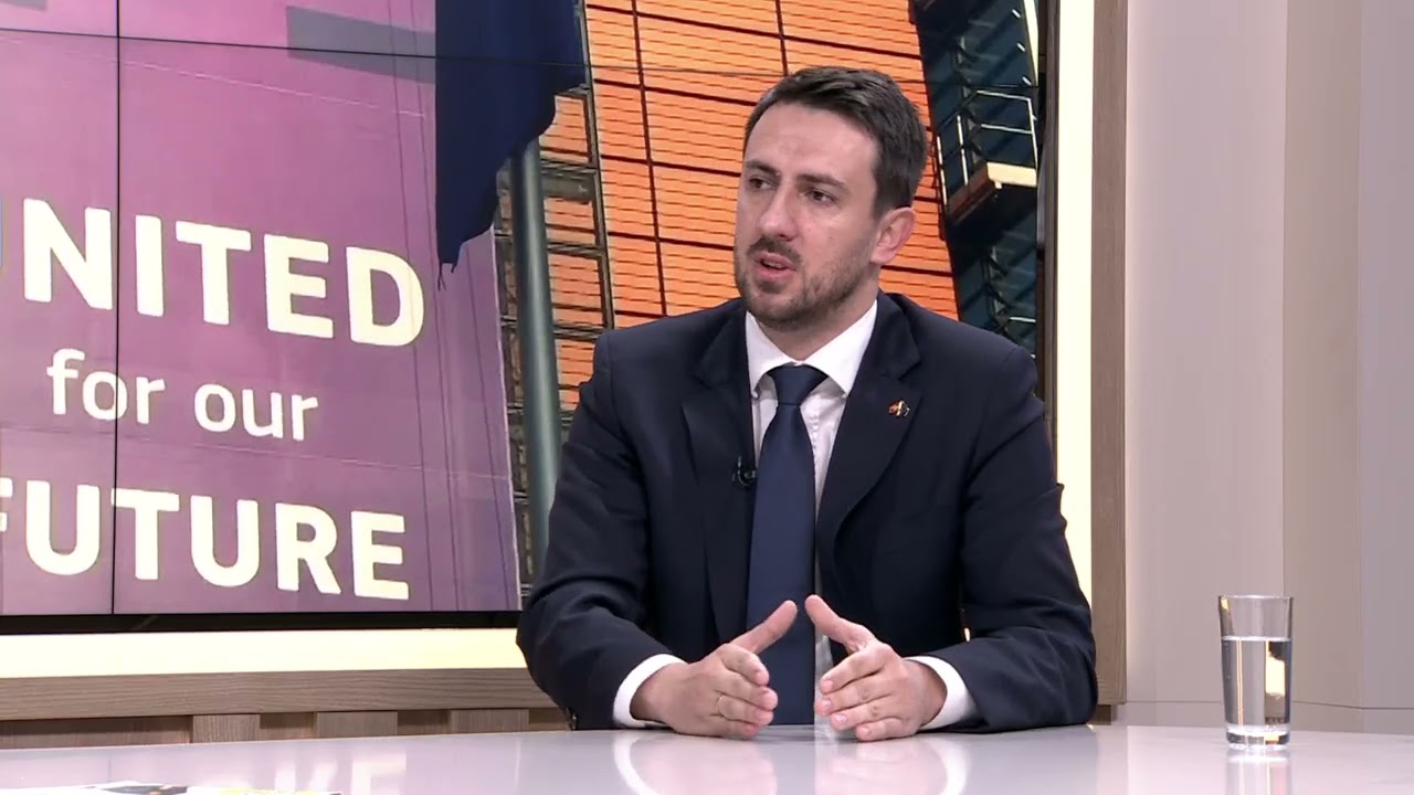 BOJE JUTRA - PREGLED ŠTAMPE: AMER SMAILOVIĆ, ŠEF POSLANIČKOG KLUBA BS | Vijesti online