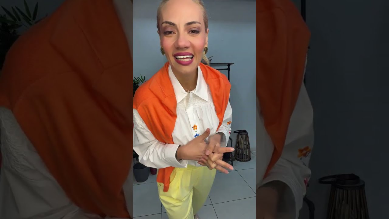 Το κανάλι NARKISO Clothes by Vivi Tsiami κάνει ζωντανή μετάδοση!