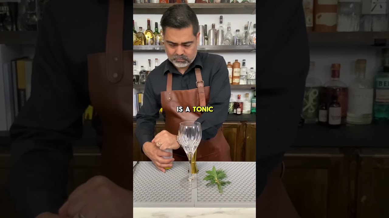Make the BEST Gin & Tonic you&rsquo;ve ever tried! #cocktail #gin #craftcocktails