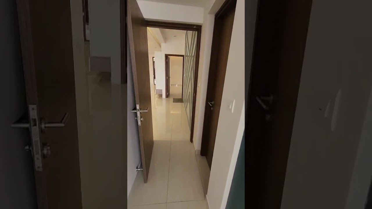 Flat for rent 4 BHK, Prestige Beverly HillsSemi FurnishedRent - 9502921348
