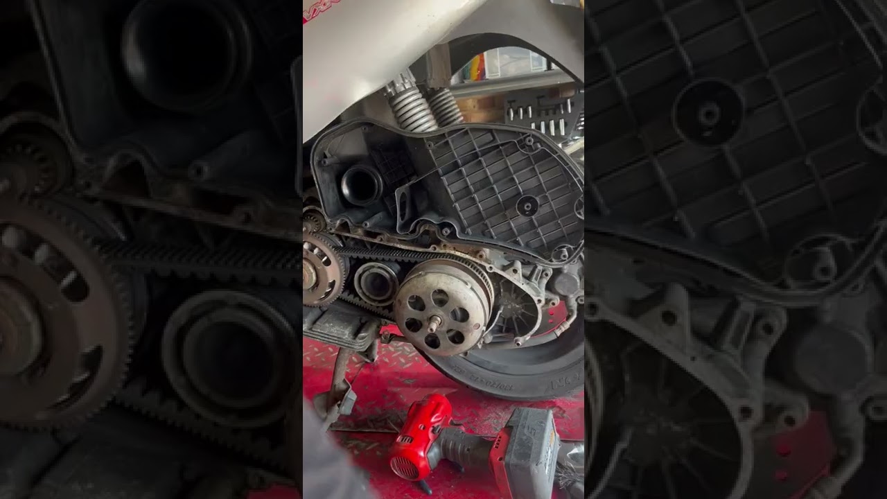 Gilera runner 200 VXR - sostituzione cinghia e kit variatore POLINI