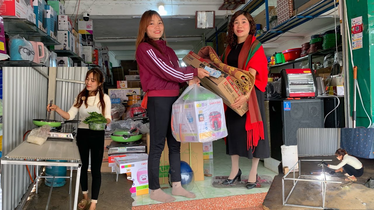 Buying materials to make a gas stove shelf on a day with heavy rain
