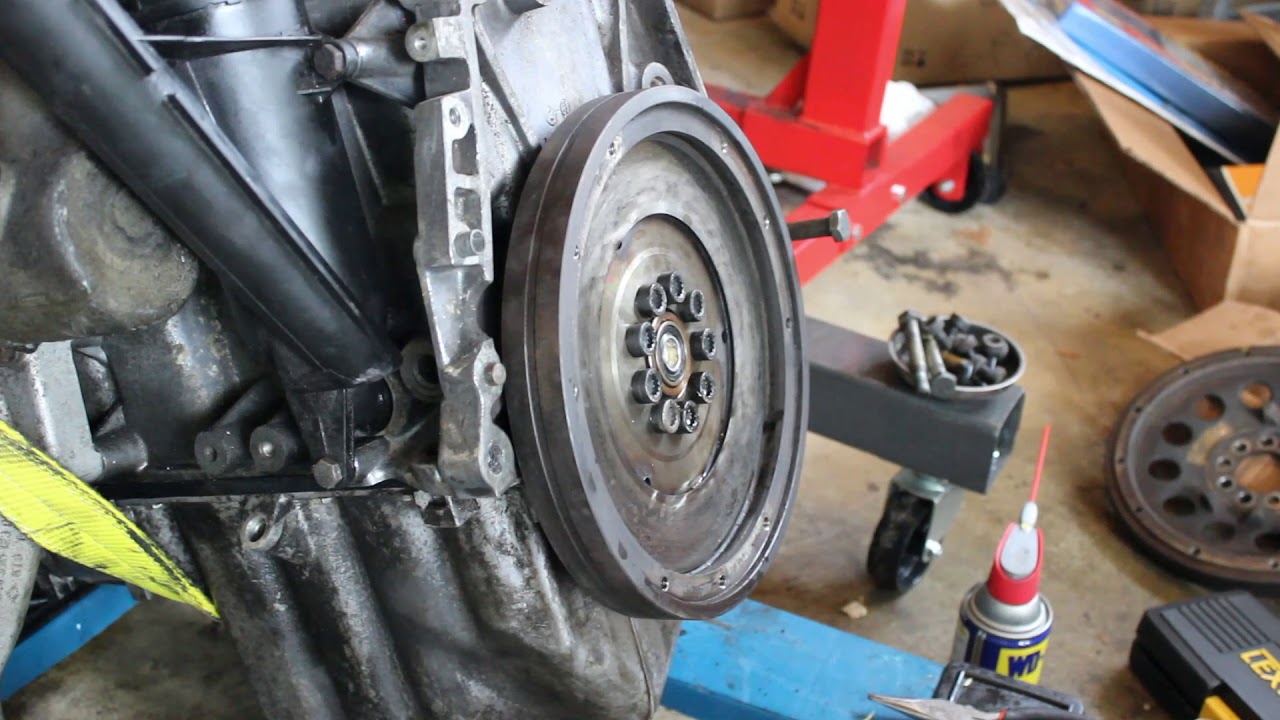 DIY 944: How to remove the pilot bearing WITH BREAD