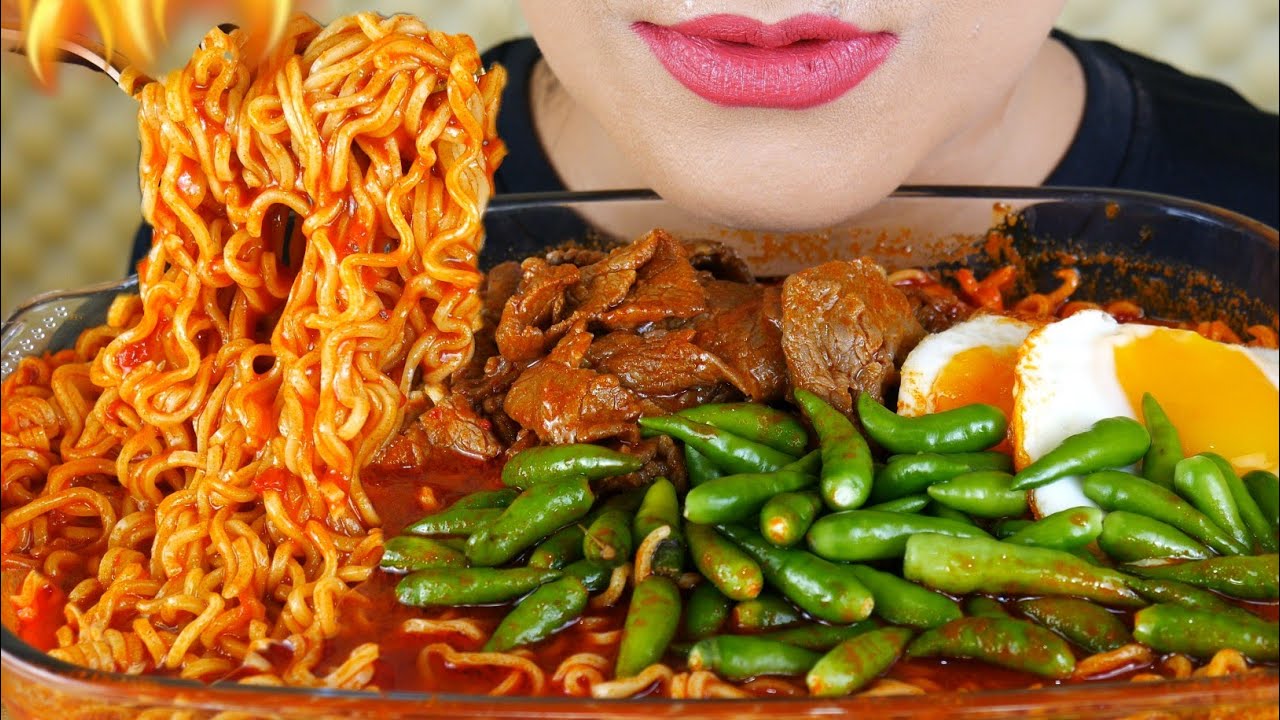 ASMR MIE REBUS AYAM BAWANG TOPPING DAGING SLICE, CABE RAWIT DAN TELUR | ASMR MUKBANG INDONESIA