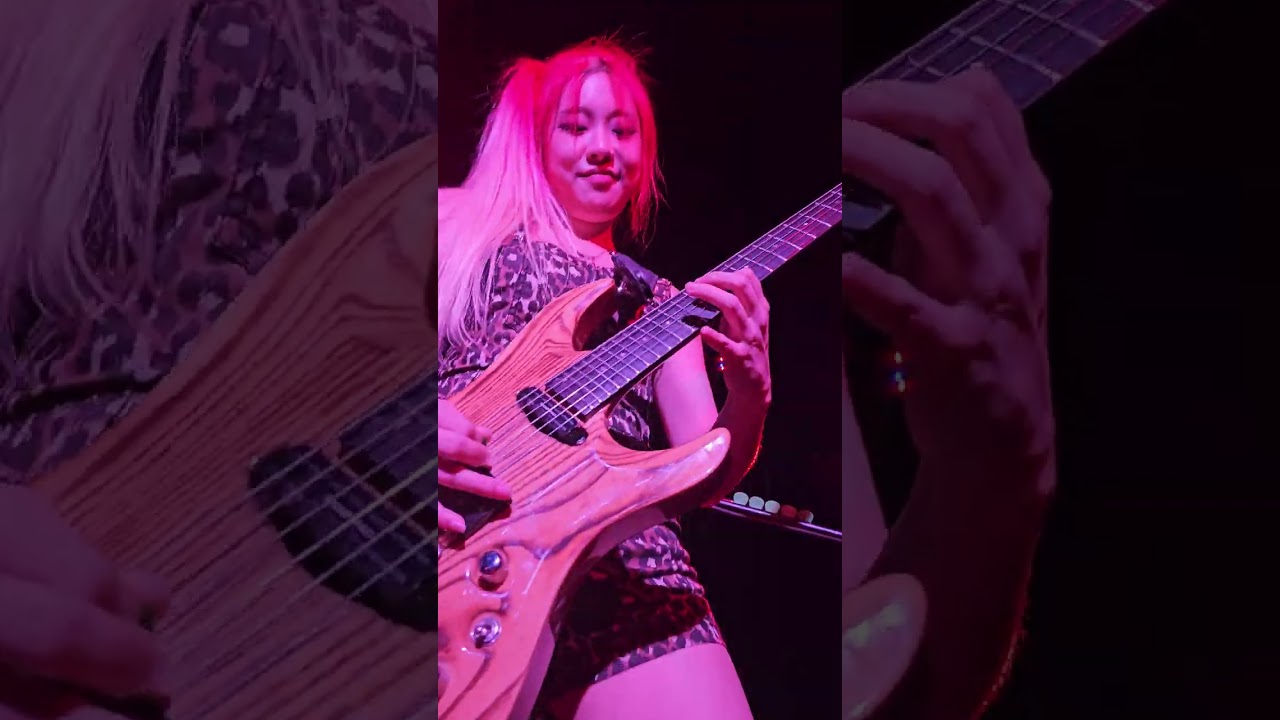 Rolling Quartz - Arem solo 🎸🖤 • Stand Up • Pink Drop ● Philadelphia 🇺🇸