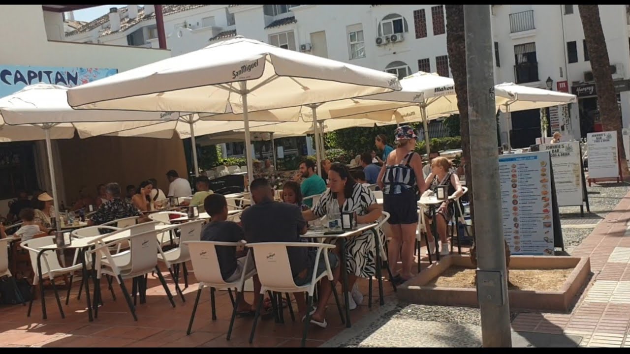 Benalmadena Bonanza Square Walkabout