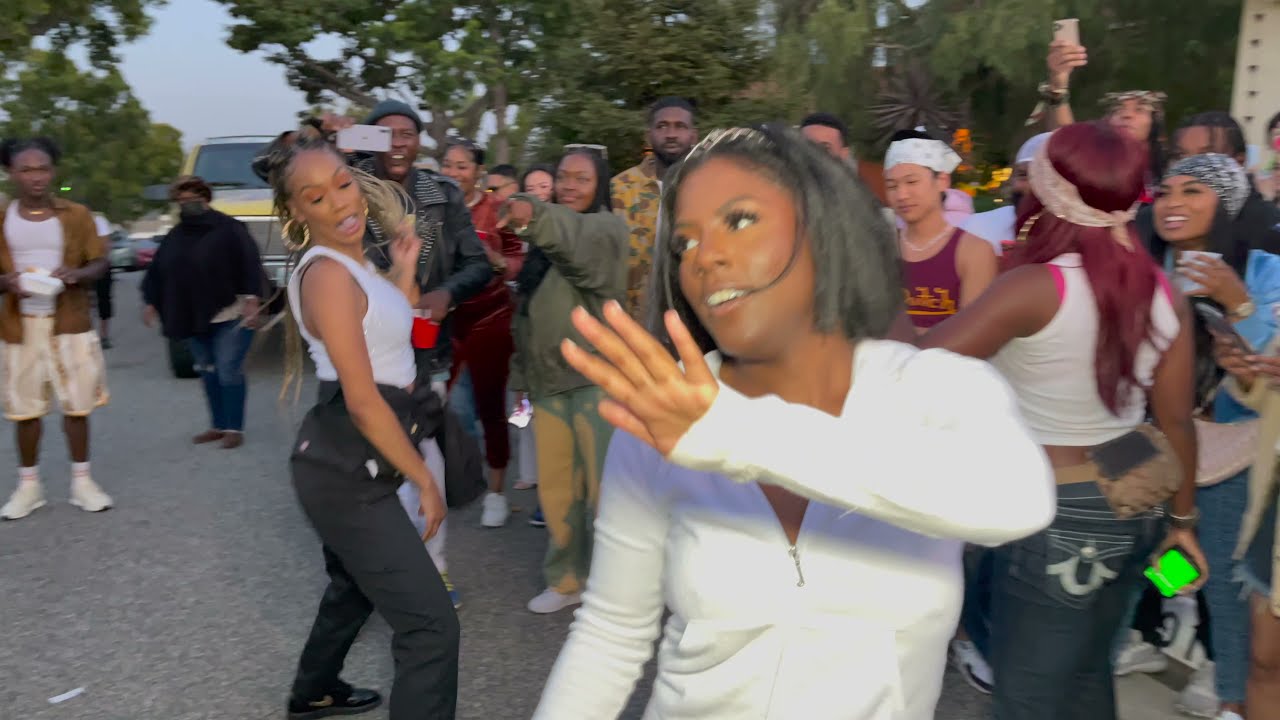 Lol Michelle Was Ready 4 The HotGirlz 😭 | FOLLOW @TOMMYHOTGIRLZTV @TOMMYTHECLOWN