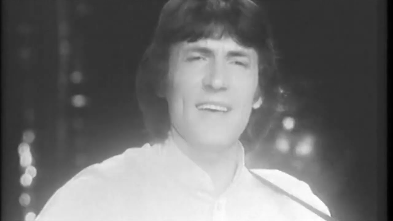Mihai Constantinescu - Ma intorc iar in sat  | Official Video