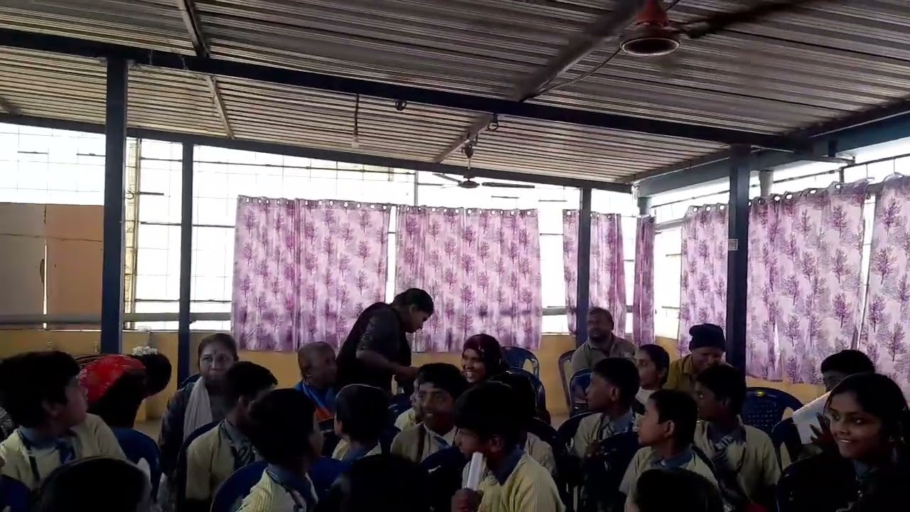 Seminar Programme by SVK 6th Std Students Subject: Hindi #srivanithavidyakendra #school #seminar