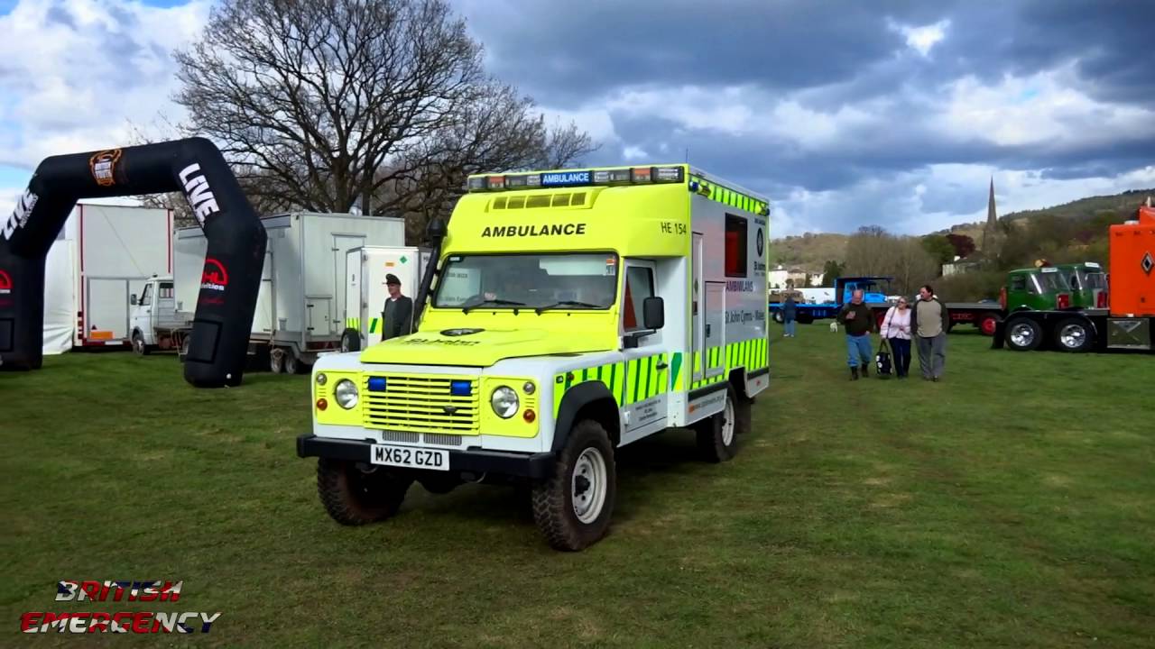 St John Cymru - Land Rover Defender Ambulance Blue Light Demo [1080p, 60fps]