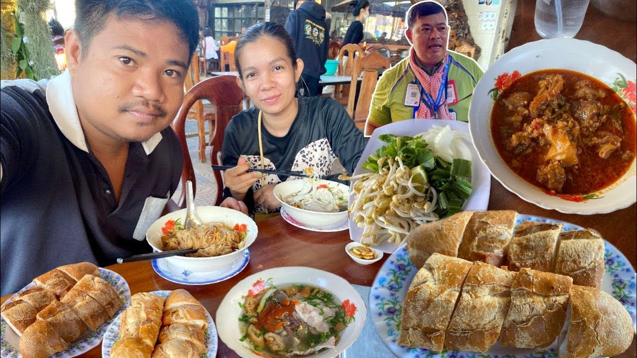 ញាំគុយទាវខរគោ​ គុយទាវប្រហិតបៀក​ នៅហាងគុយទាវដេីមឬស្សី​ ល្បីប្រចាំបាត់ដំបង​ #streetfood