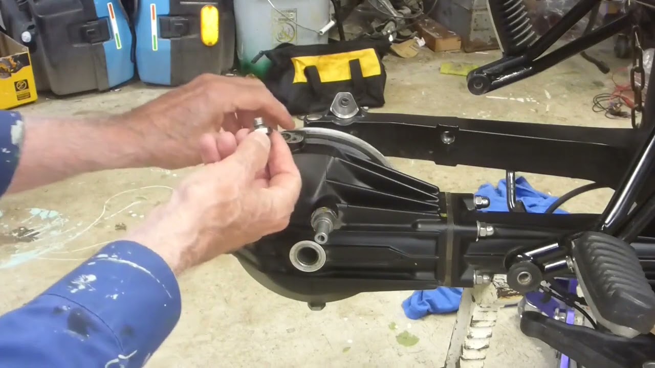 Moto Guzzi rearend differental transmission final