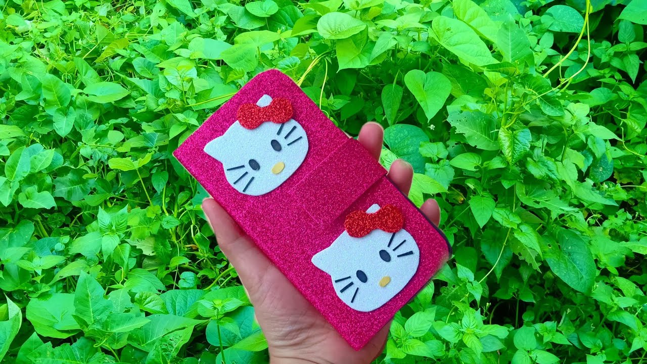 Hello Kitty Phone Case/ Cover from Cardboard and Glitter Foam | How To Make Easy Phone Cover