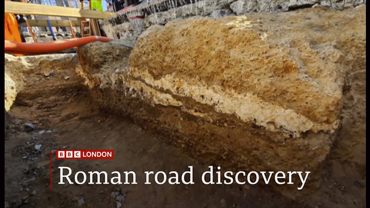 Roman road revealed directly under Old Kent Road (UK) 12/Nov/2024