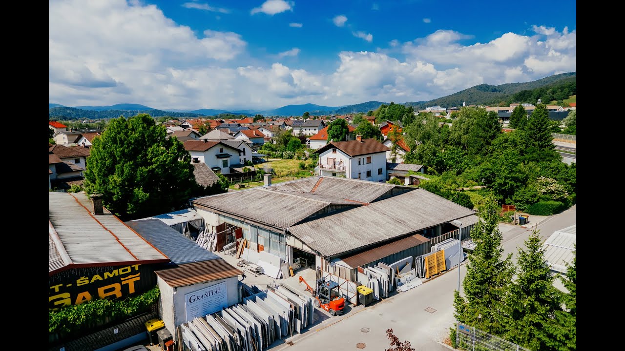 Stanovanjska hiša z gospodarskim objektom - Brezovica pri Ljubljani